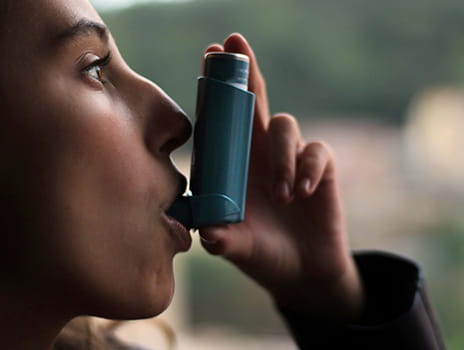Using an asthma rescue inhaler